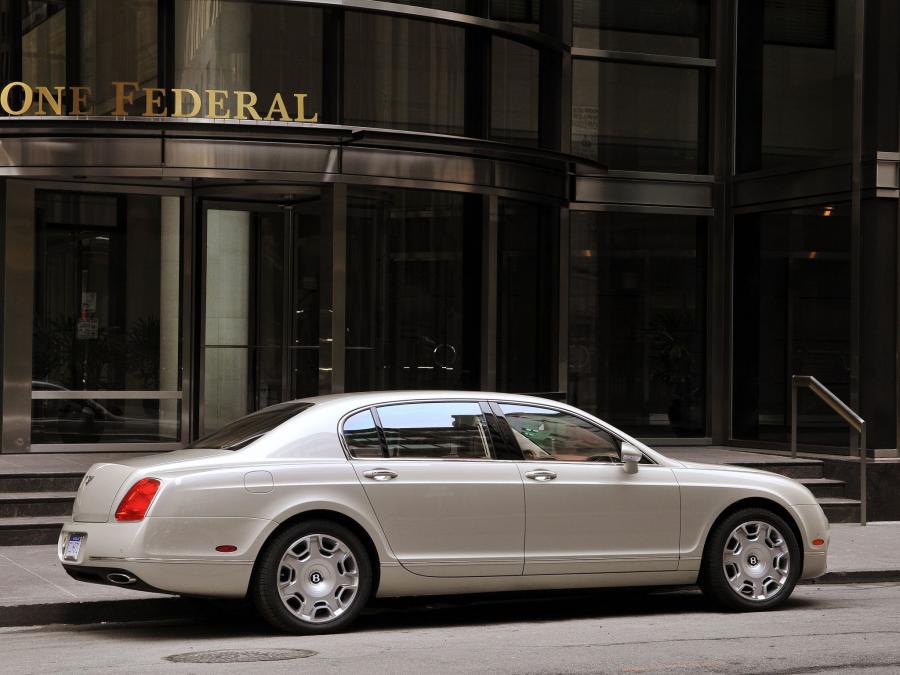  Bentley Continental Flying Spur 2008 года  (US) (фото 10 из 12)